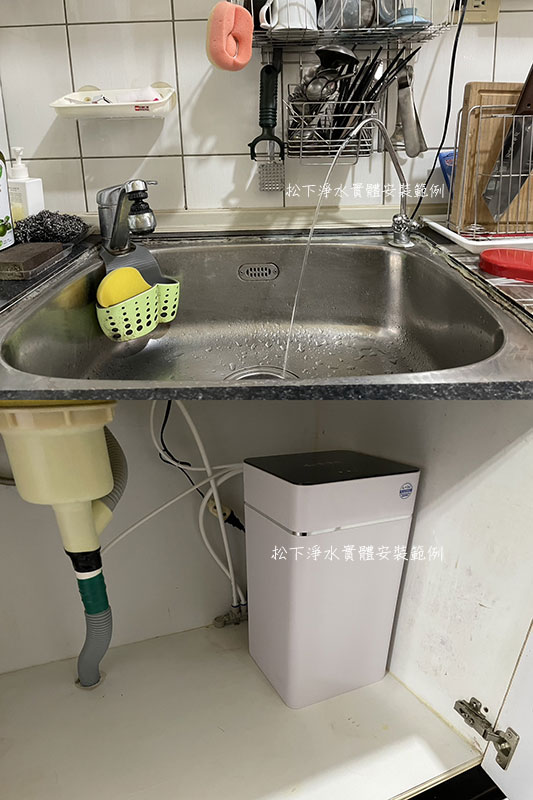 直輸機，無桶式純水機